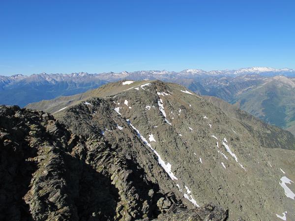 Pallars, Bessiberris i Maladeta des del Mont Roig. Foto Josep Giralt