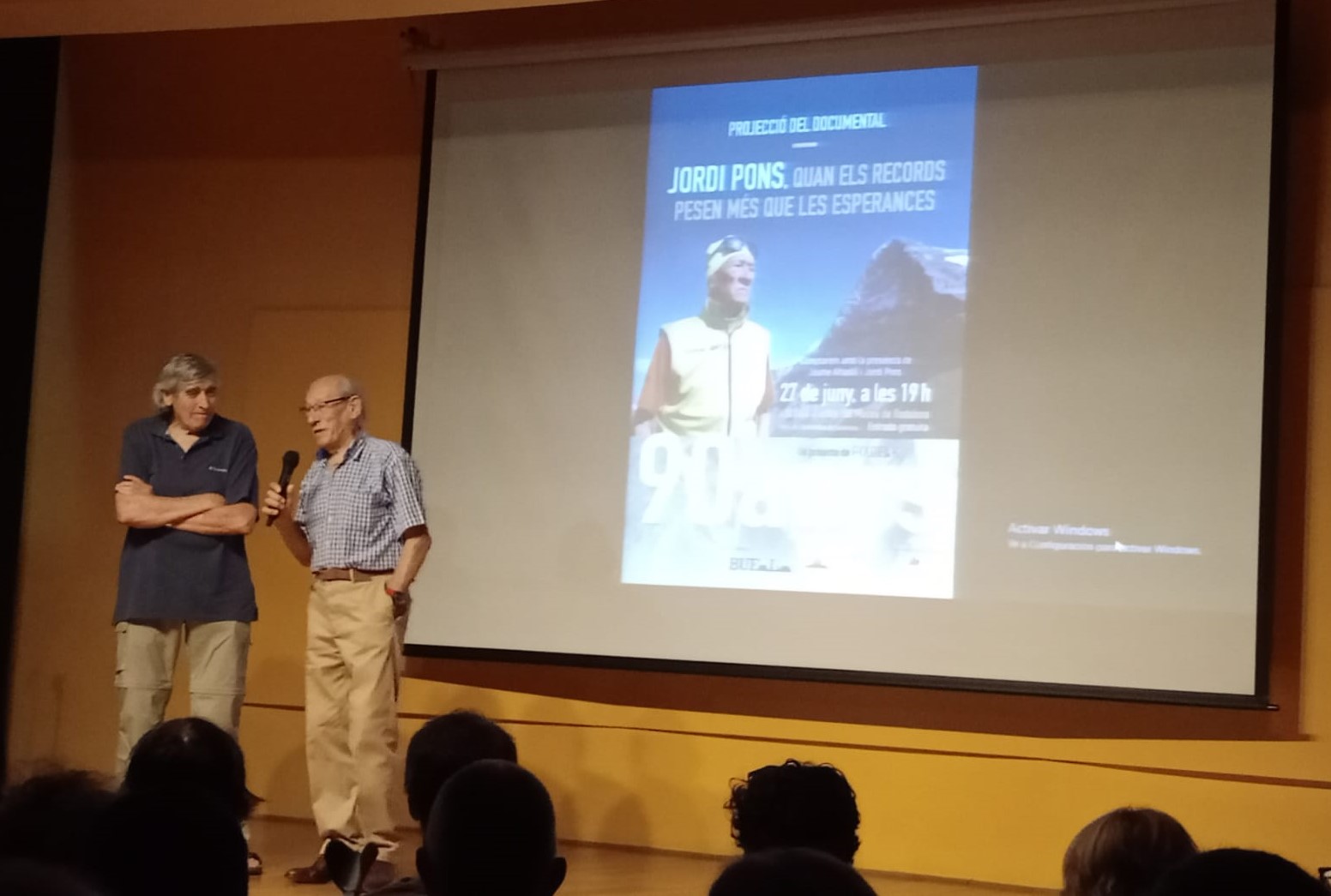 Molta audiència per veure i escoltar el documental d'en Jordi Pons