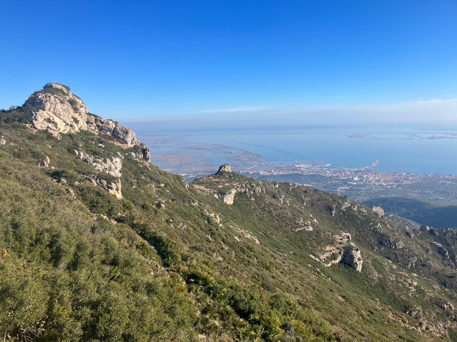 4a sortida senderisme guiat: Les Moletes i Tossals dels Ports (Baix Ebre i Montsià) 4a sortida senderisme guiat: Les Moletes i Tossals dels Ports (Baix Ebre i Montsià)