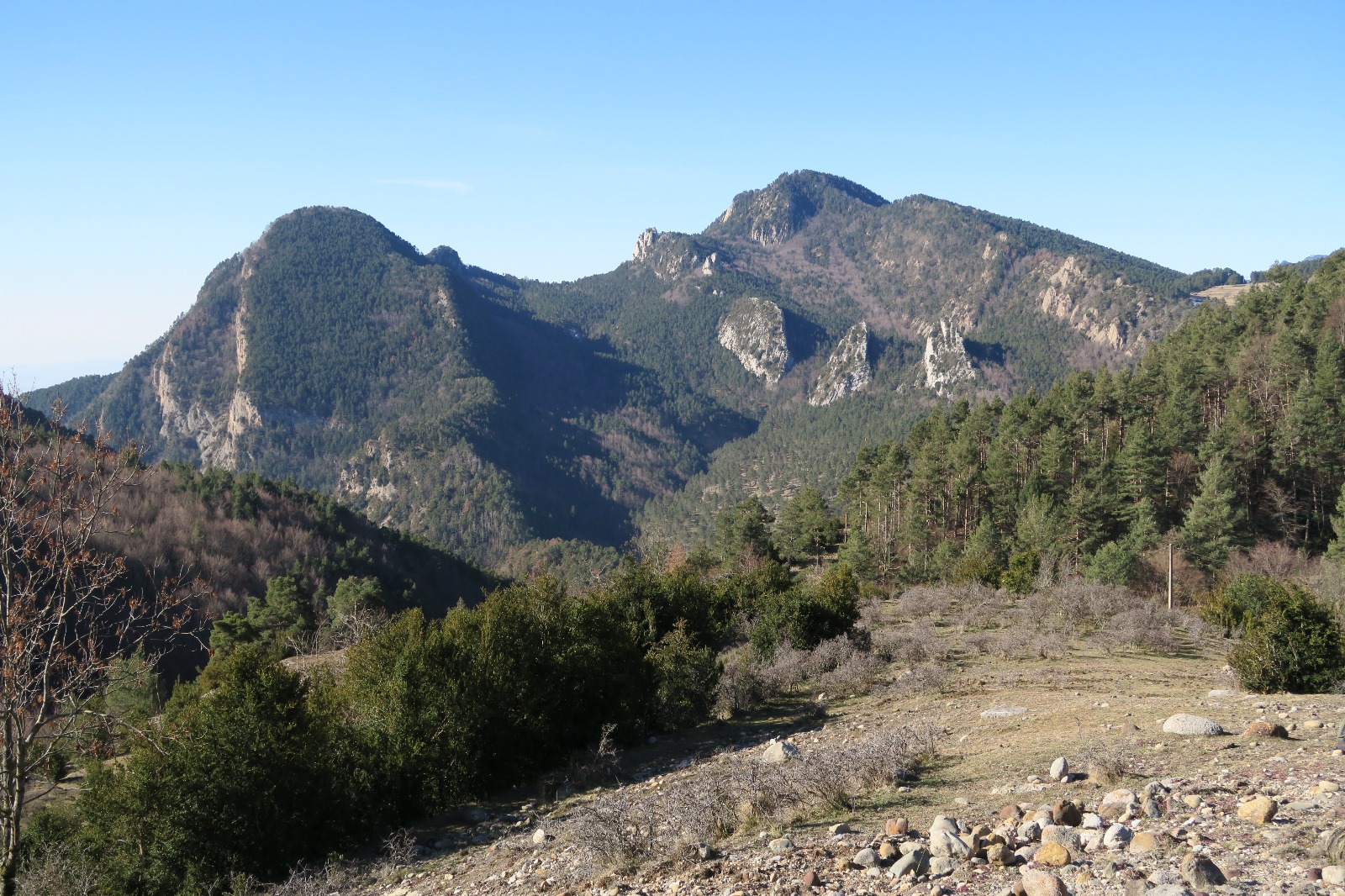 8a sortida Excursionisme CEB. Serra de Catllaràs 8a sortida Excursionisme CEB. Serra de Catllaràs